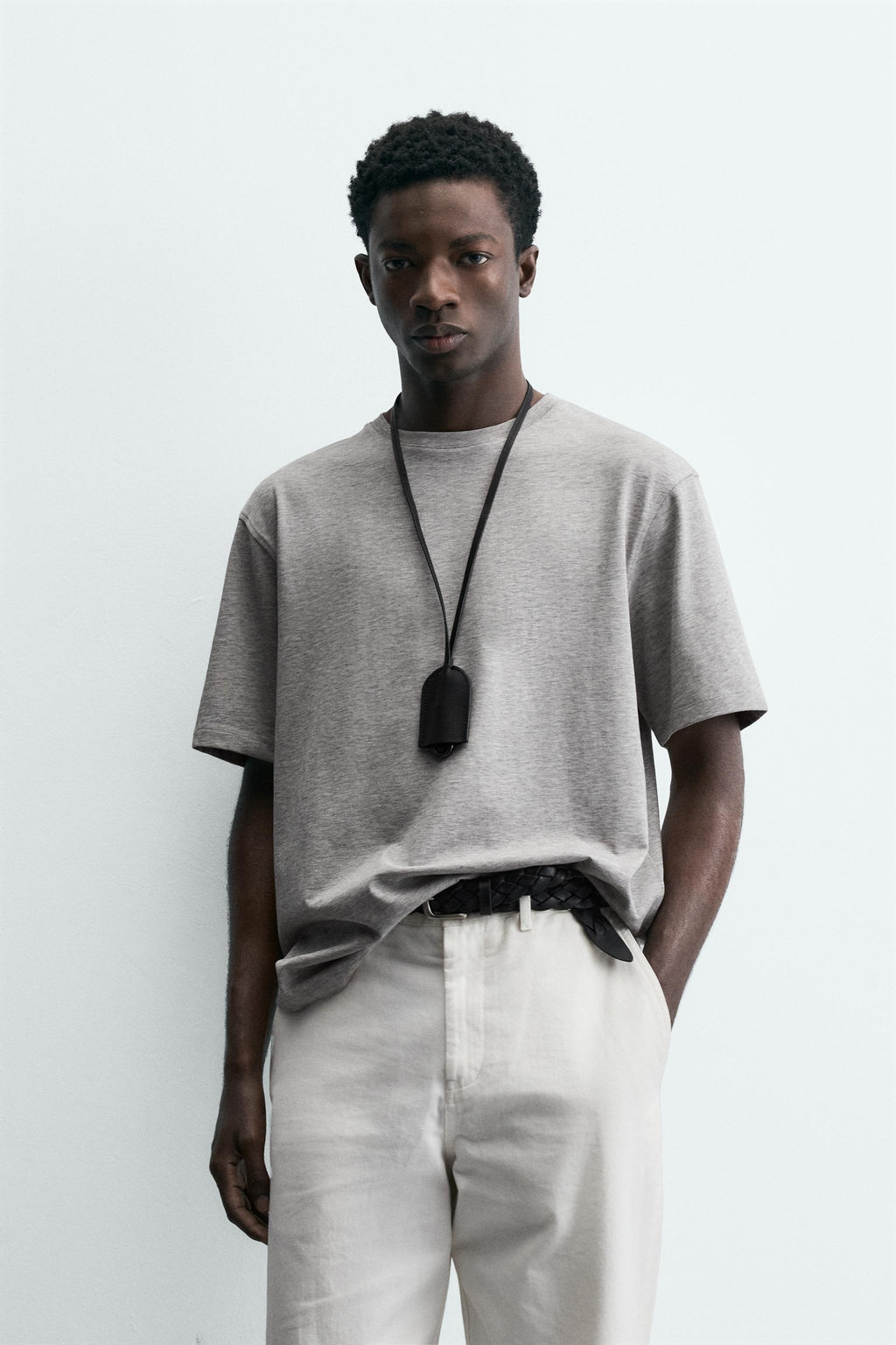 CAMISETA MEDIUM WEIGHT MANGA CORTA / Gris vigor? - Zara фото 2