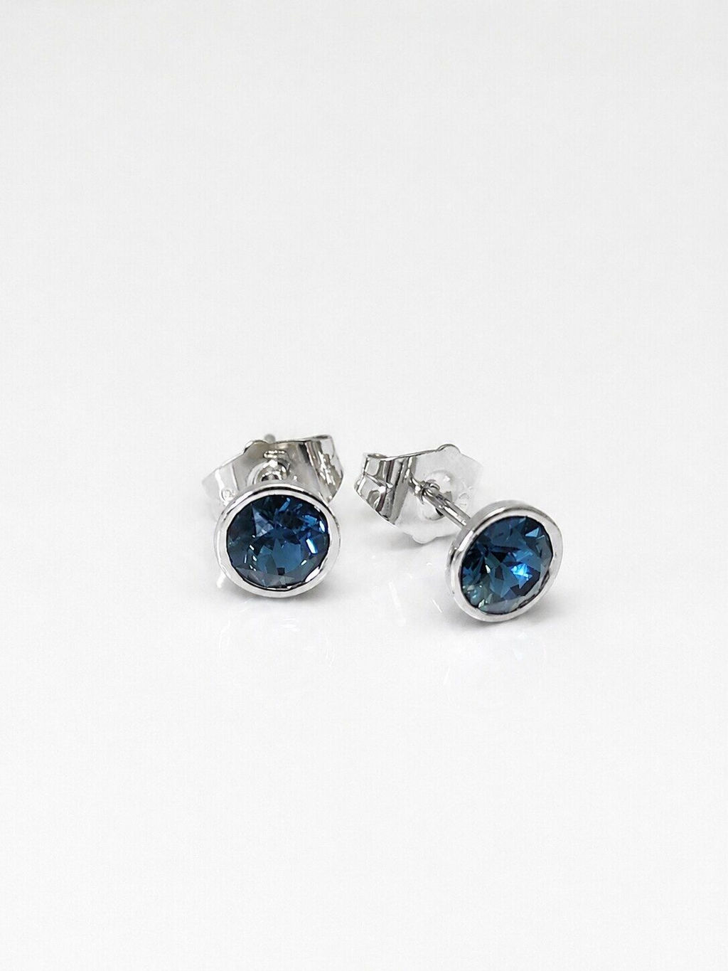 Серьги с кристаллами Swarovski
