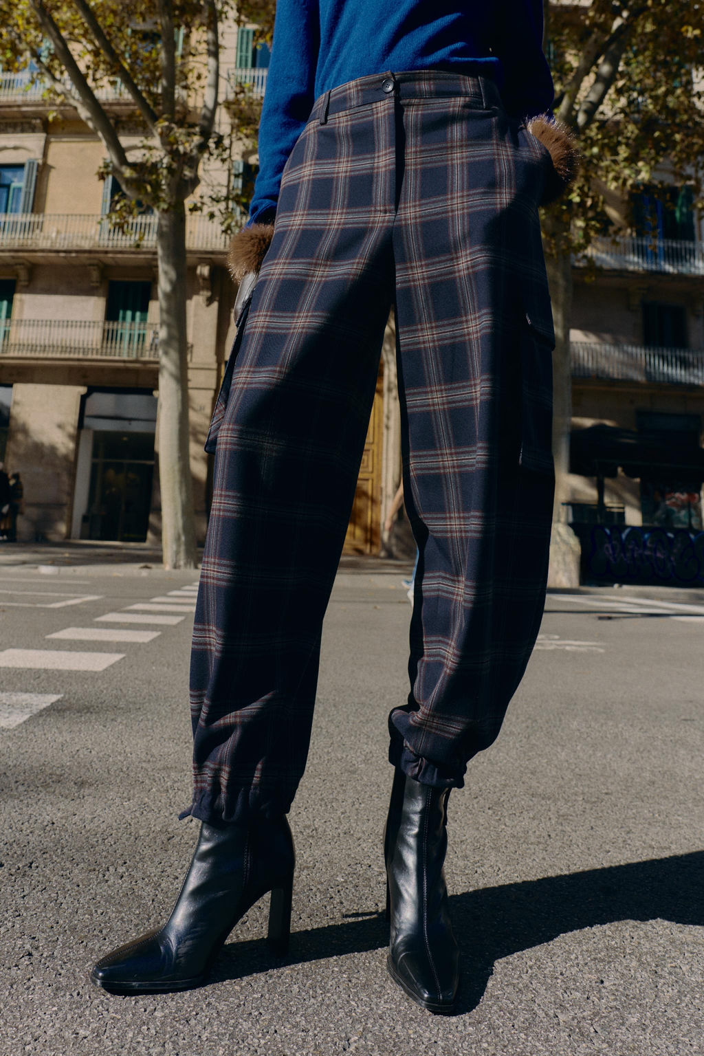 CHECKED CARGO BALLOON TROUSERS - Zara фото 8