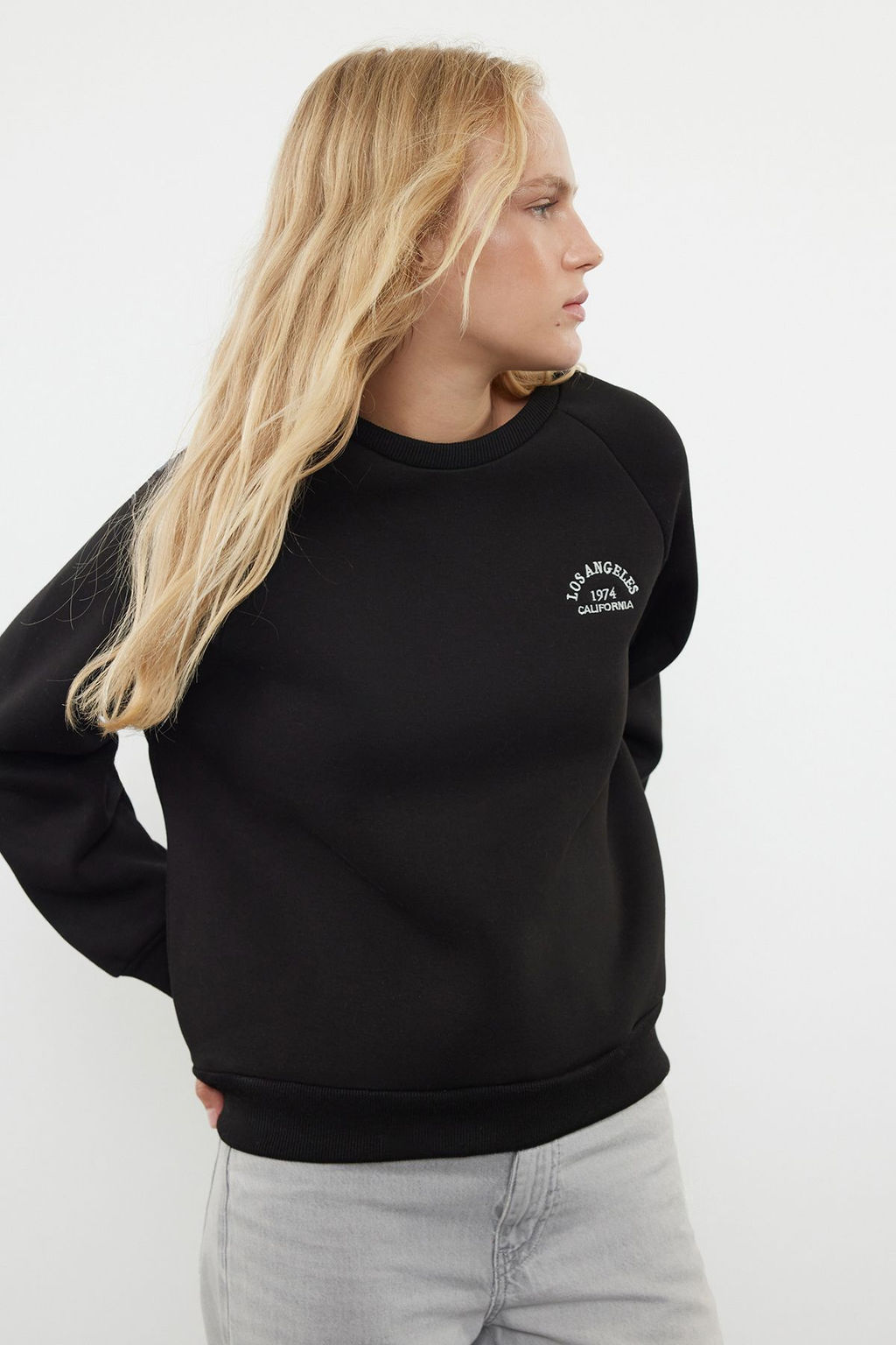 Siyah Slogan Nak?sl? Oversize/Genis Kal?p Kal?n Ici Polarl? Orme Sweatshirt TWOAW25SW00020 - Trendyolmilla фото 2