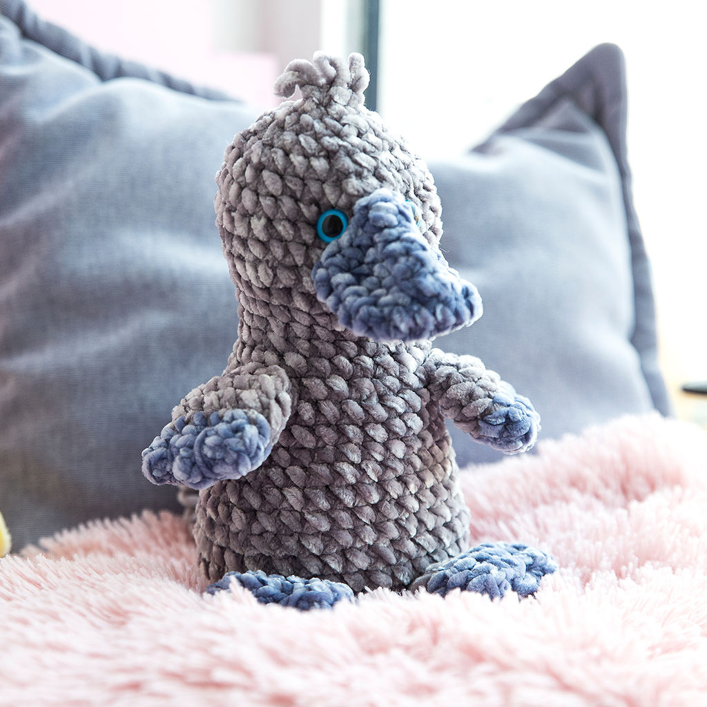 Пряжа ADELIA DOLLY VELOUR 100% микрополиэстер 5 шт. х 100 г 93 м  6 м