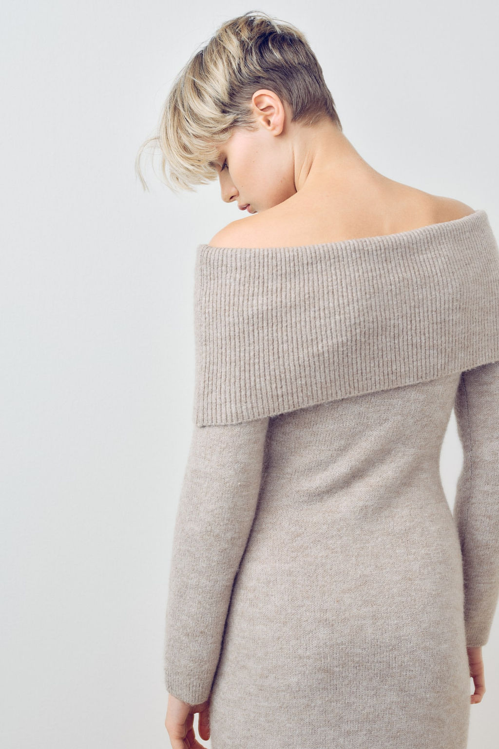 Vestido off-the-shoulder en punto fino - H&m фото 3