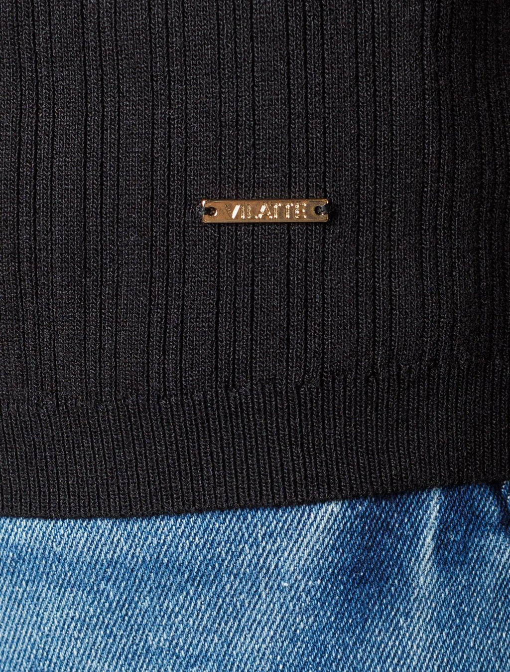 Джемпер тонкой вязки из вискозы с нейлоном