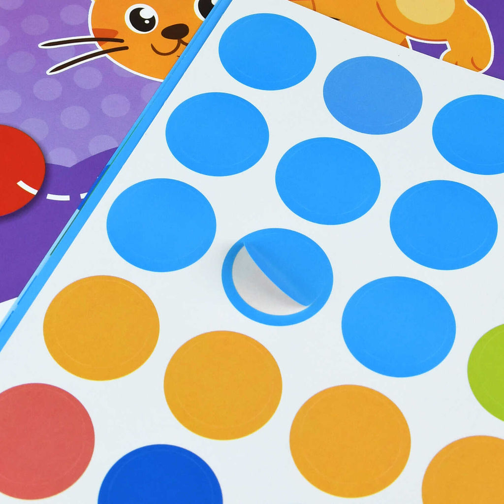 Книжка-картинка с наклейками для детей. Серия "Цветные кружочки" арт. 72691 КТО ГДЕ ЖИВЕТ /215х215 мм, 4 л., блок - бумага мелованная 150 г/м?, полноцветная печать, обл - мелованная бумага 150 г/м?, мягкий переплёт (2 скобы),