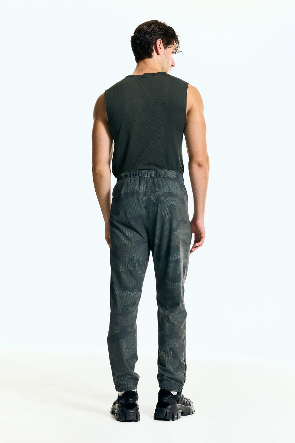 Joggers de deporte con DryMove Regular Fit - H&m фото 4
