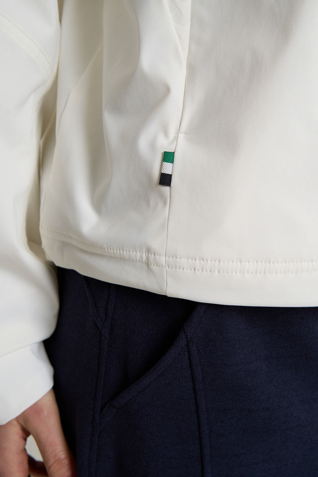 Куртка Белый ICONIC Woven Track Top