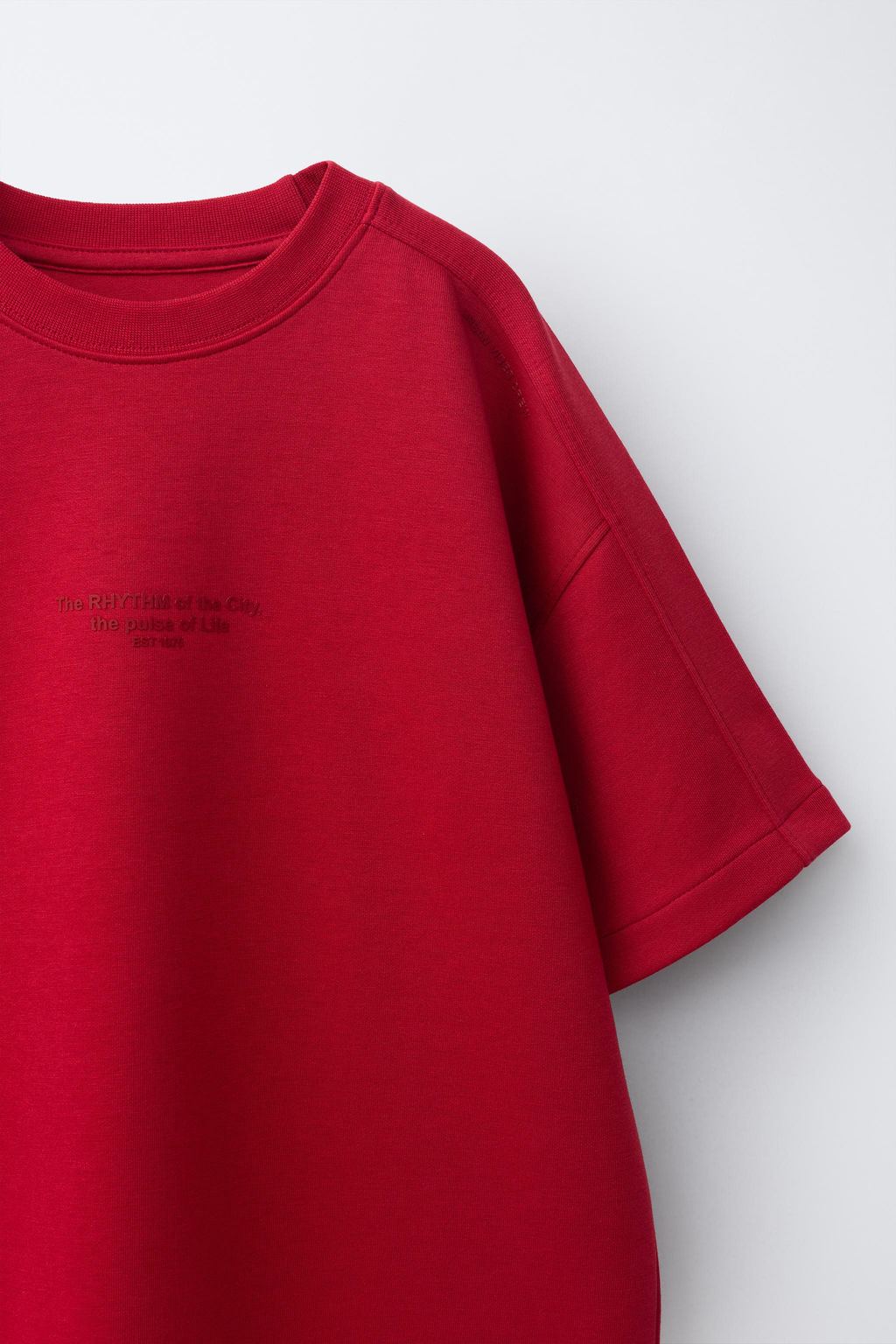 CONJUNTO CAMISETA Y BERMUDA INTERLOCK / Rojo - Zara фото 6