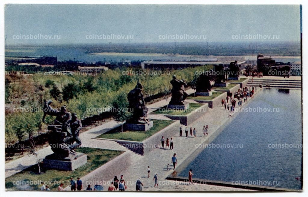 Открытка Волгоград  Мамаев курган. Площадь Героев.