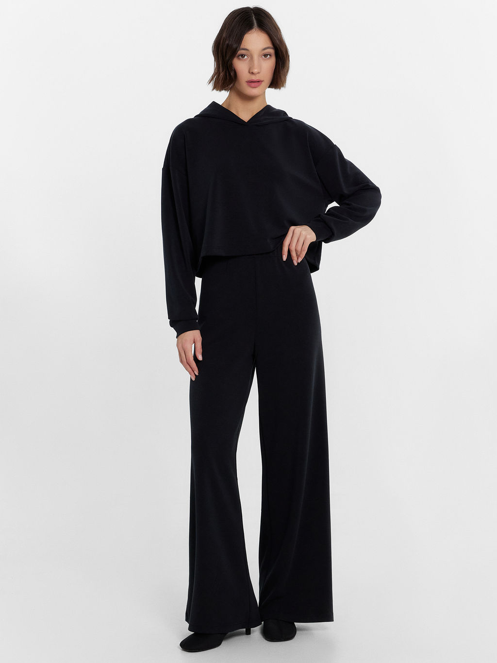 Худи женское черное черный 122965