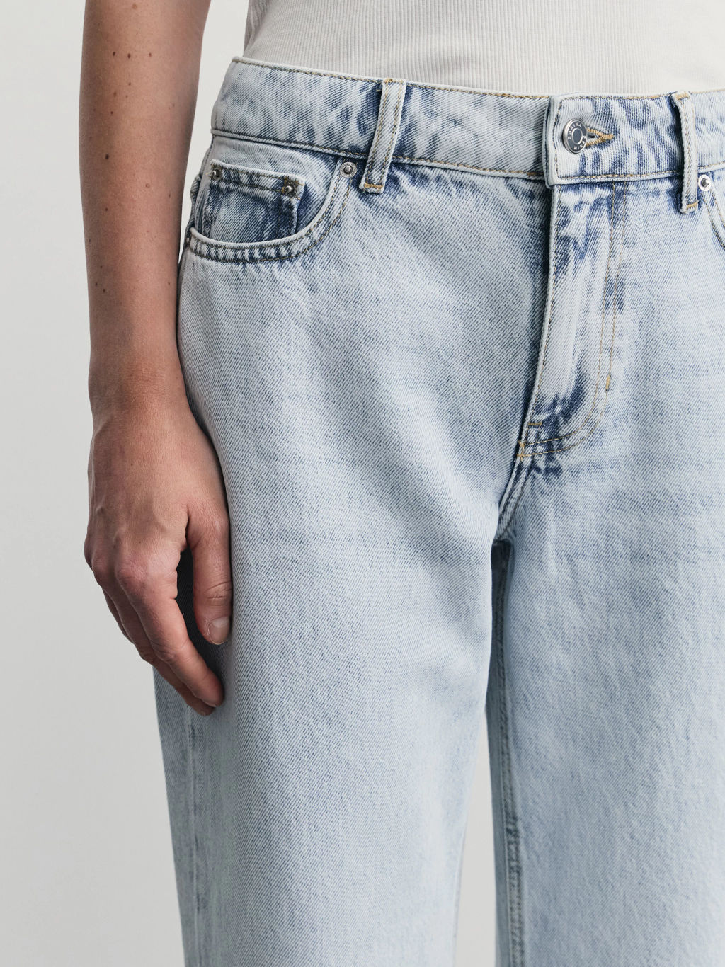 Джинсы straight с подворотами / Zarina  фото 5