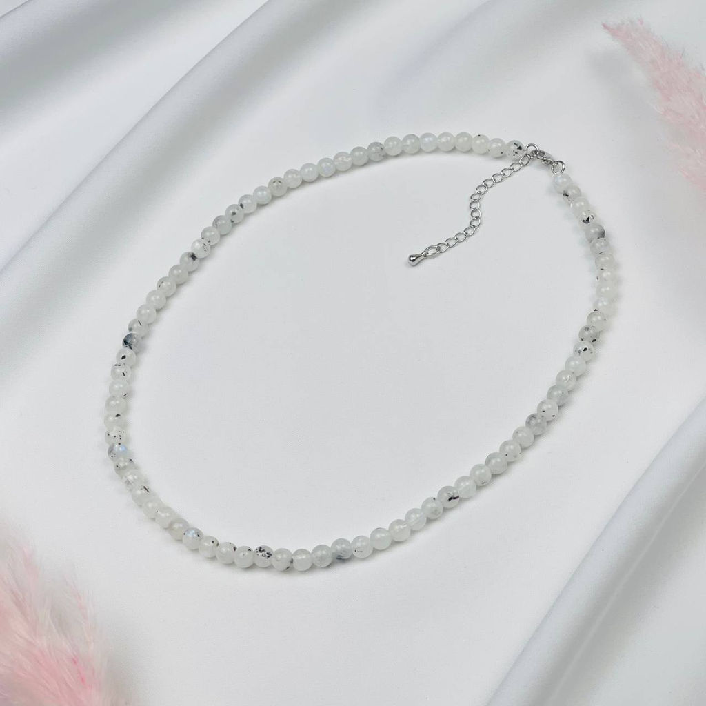 Чокер из Лунного камня с включением Турмалина 40 см +