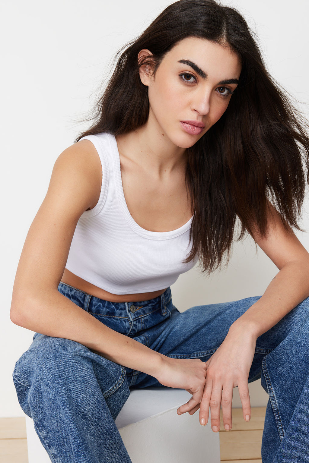 Beyaz Ask?l? Crop Fitilli Esnek Orme Atlet TWOSS24AL00023