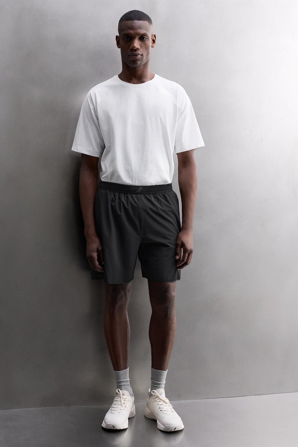 PERFORATED COMBI SHORTS - Zara фото 11