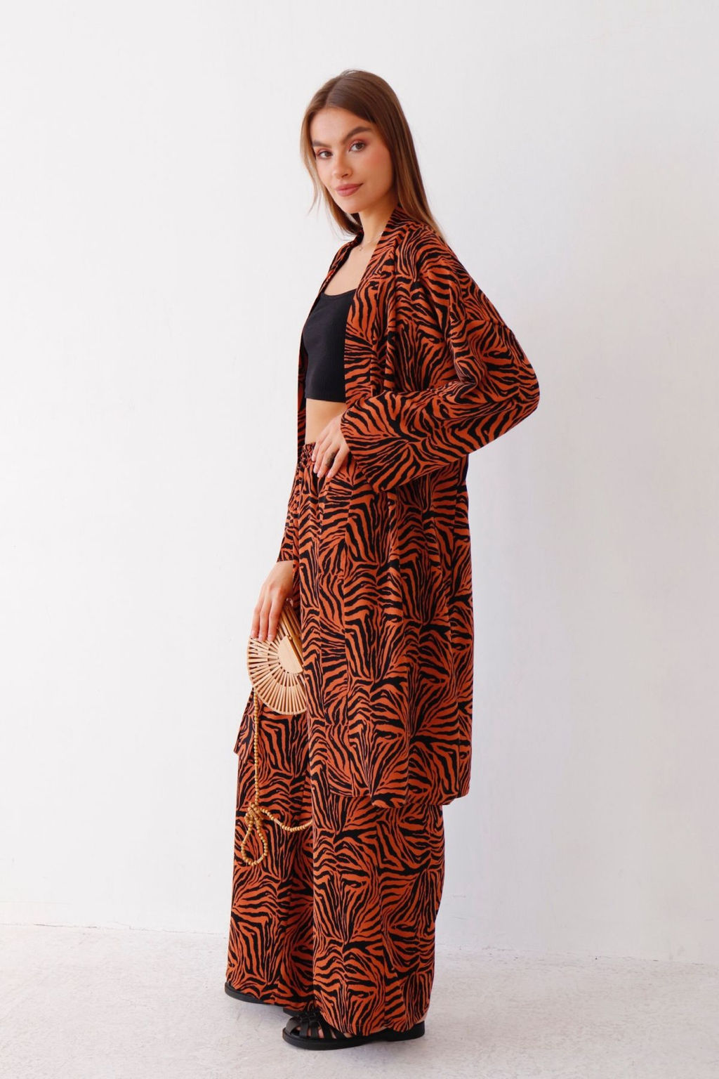 9338 Костюм из кимоно и брюк-палаццо терракотовый с принтом - Martichelli фото 6