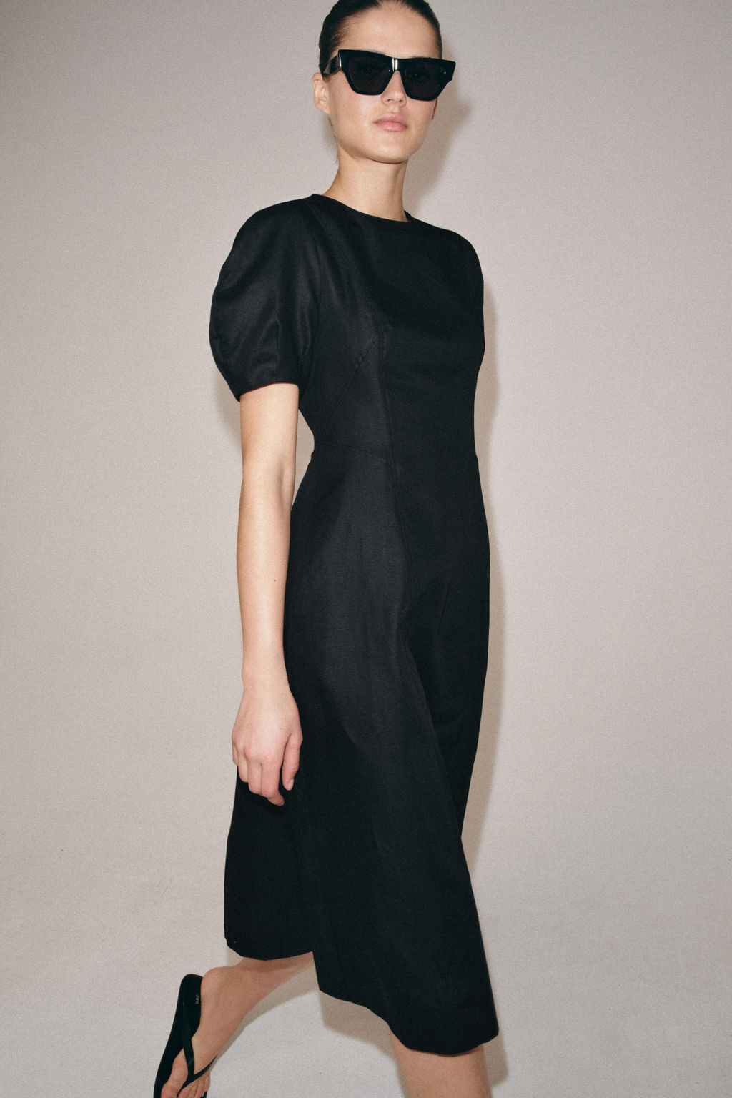 VESTIDO MIDI CON LINO ZW COLLECTION / Negro - Zara фото 3