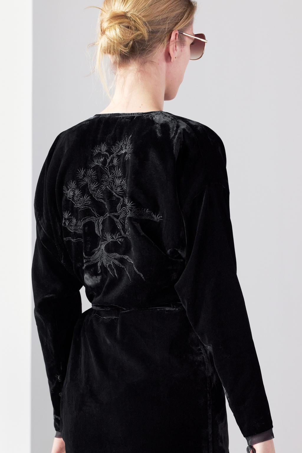 ZW COLLECTION EMBROIDERED VELVET KIMONO - Zara фото 2