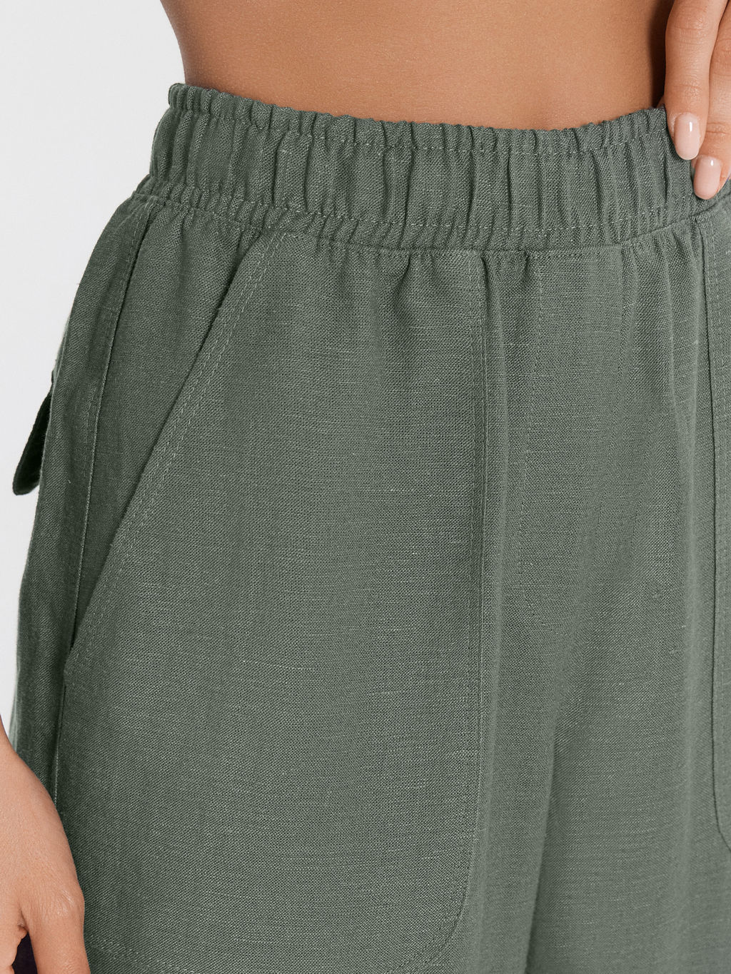 Брюки женские в сером цвете