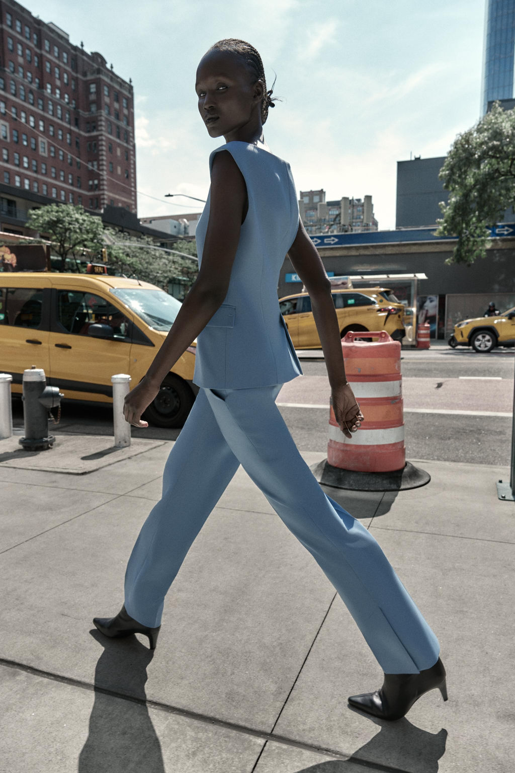 FLARE TROUSERS WITH SIDE VENTS