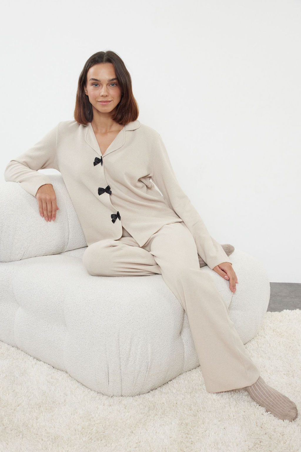 Trendyolmilla Bej Kurdele/Fiyonklu Waffle Kumas Orme Pijama Tak?m? THMAW25PT00195  фото 2
