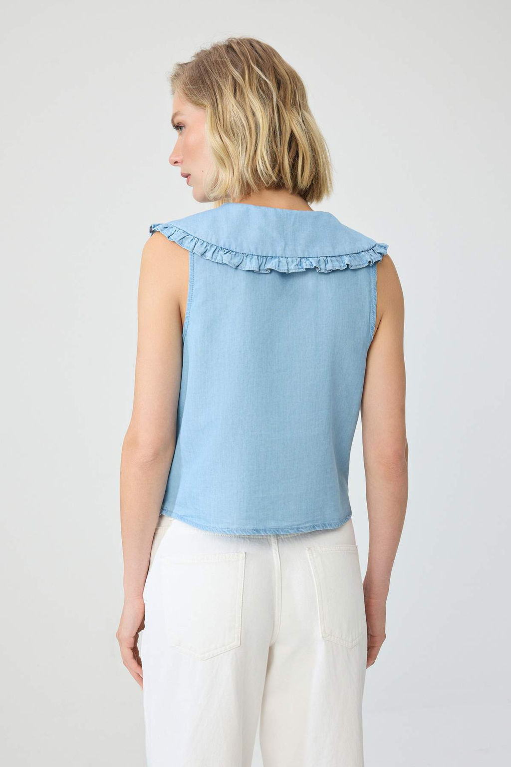 A__k Mavi Yaka Detayl_ Denim Bluz TWOSS26BZ00937