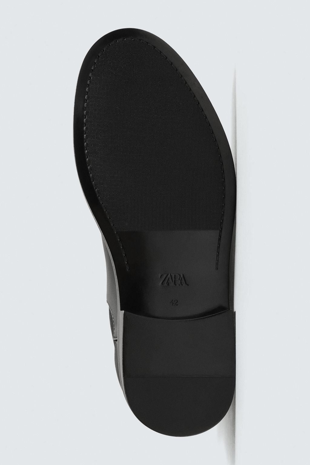 Ботинки Zara BOTA CHELSEA VESTIR черные