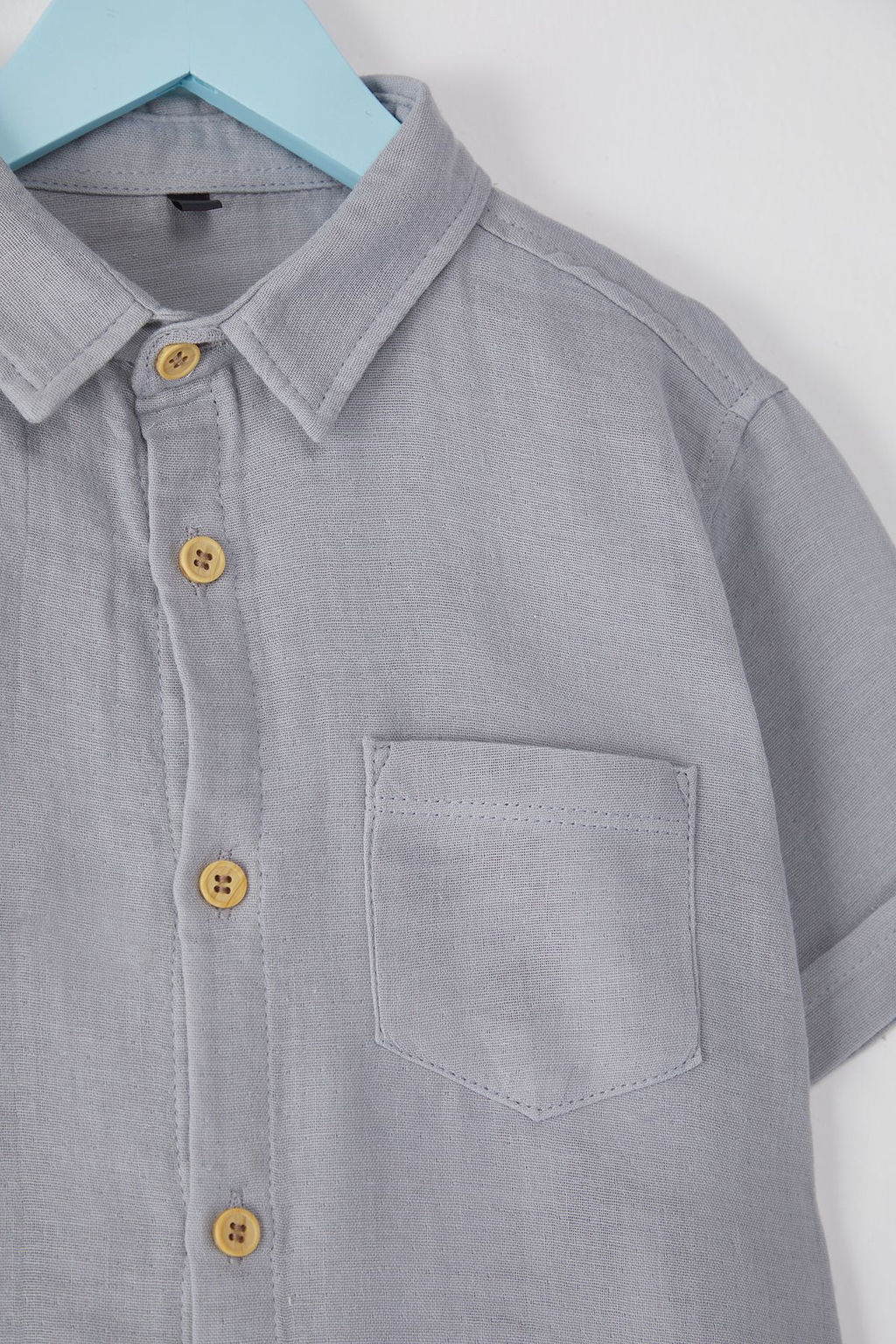 Gri Erkek Cocuk %100 Pamuklu Basic K?sa Kollu Regular/Normal Kesim Dokuma Gomlek TKDSS25GO00006 - Trendyolmilla фото 2