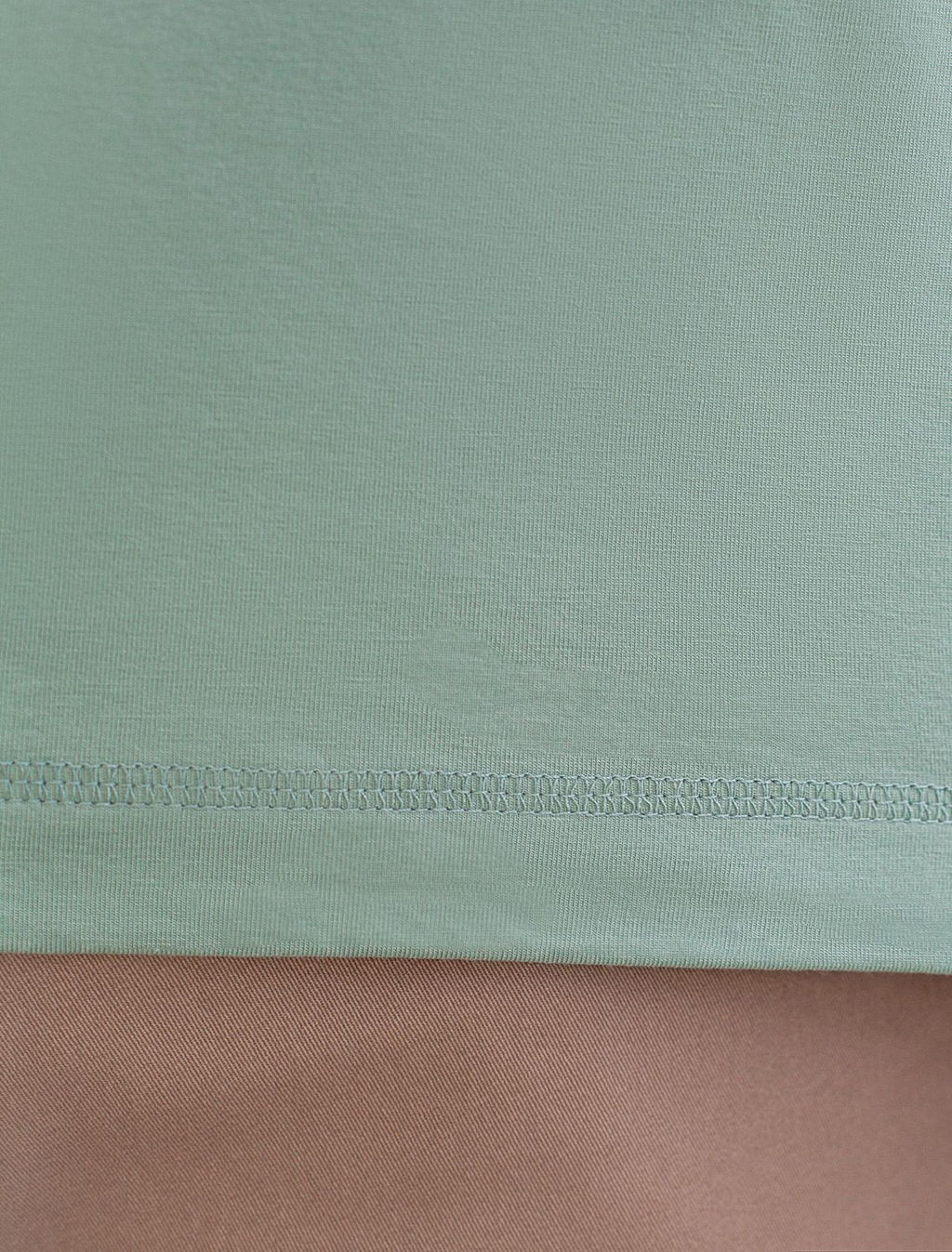 Футболка базовая полуприлегающая из премиального хлопка с принтом - Vilatte фото 7