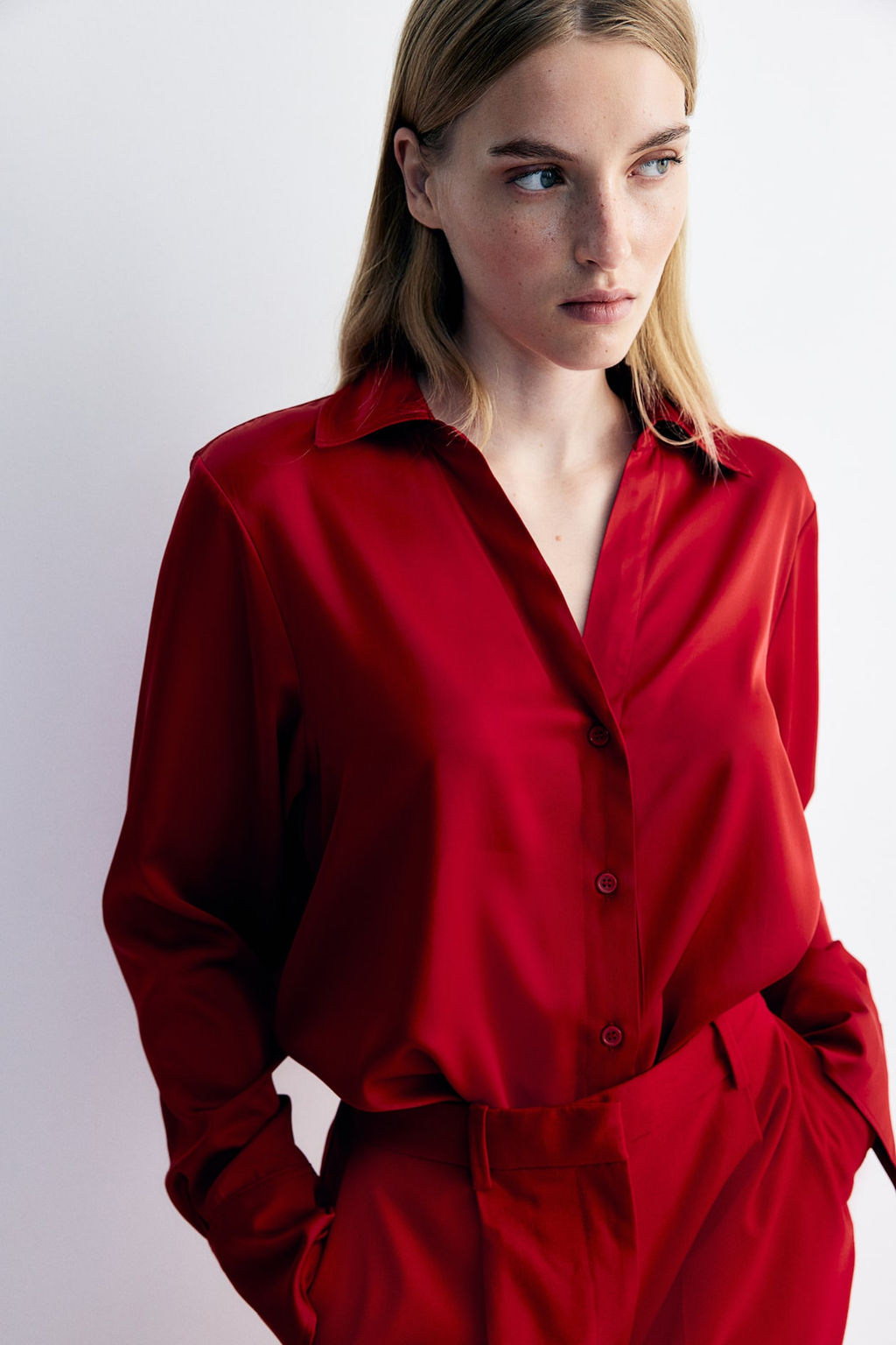 Blusa con escote de pico - H&m фото 3