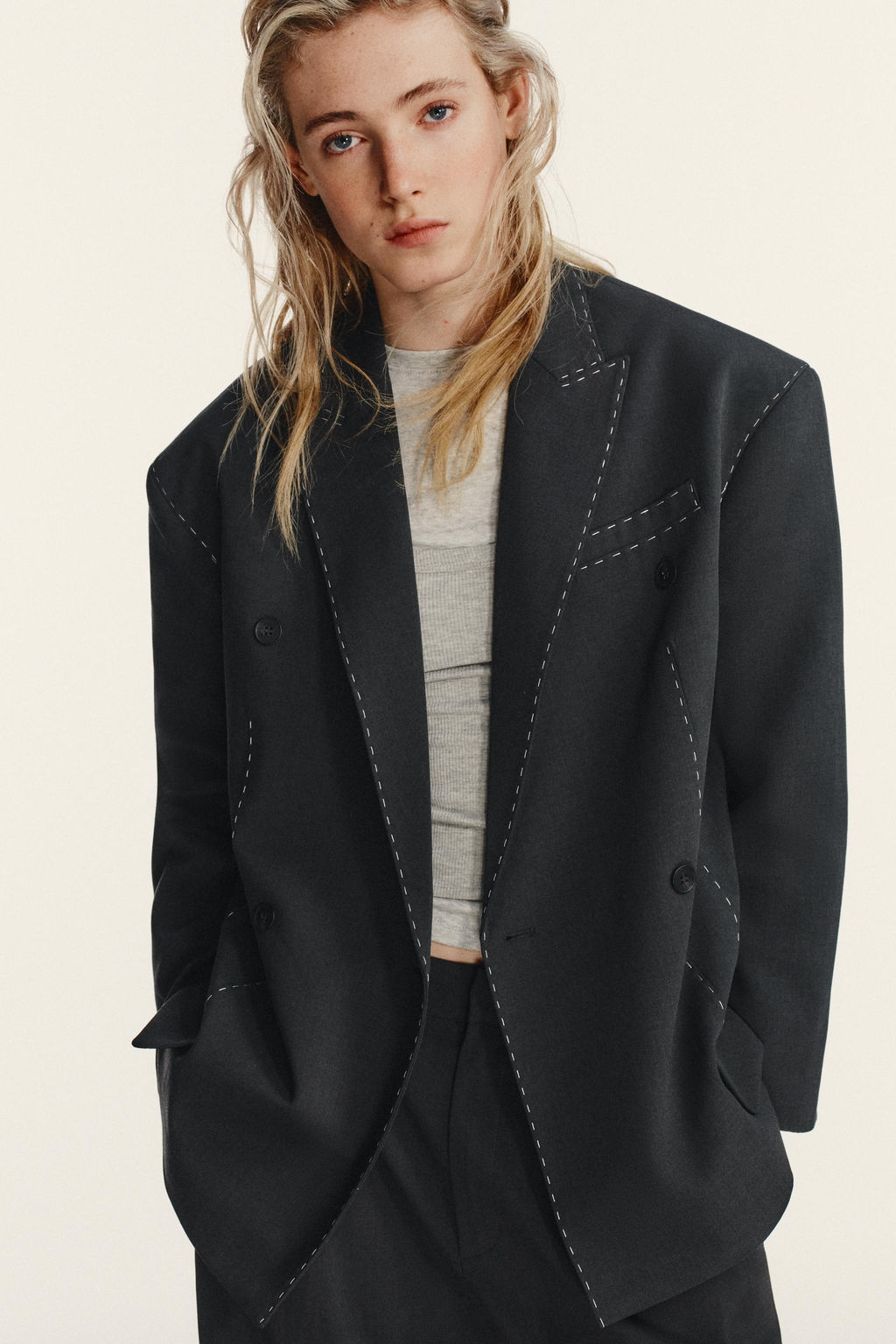 OVERSIZE BLAZER WITH CONTRAST SEAMS - Zara фото 9