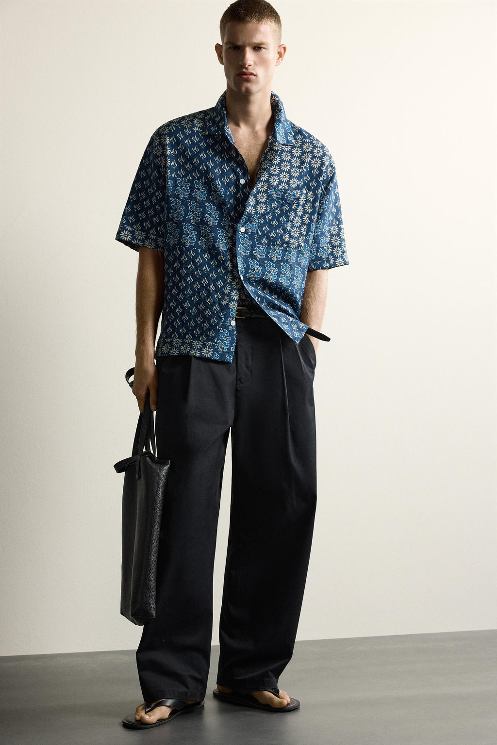 CAMISA RELAXED FIT ESTAMPADO PATCHWORK / Azul tinta - Zara фото 7