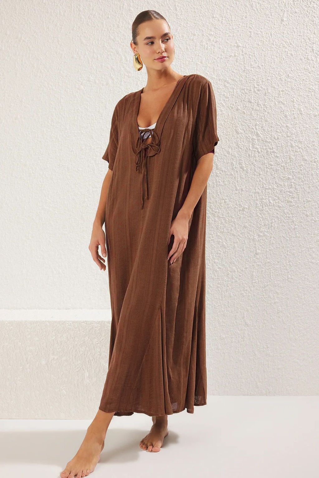 Kahverengi Dokuma Baglama Detayl? Maxi Plaj Elbise TBESS25EL00022 - Trendyolmilla фото 3