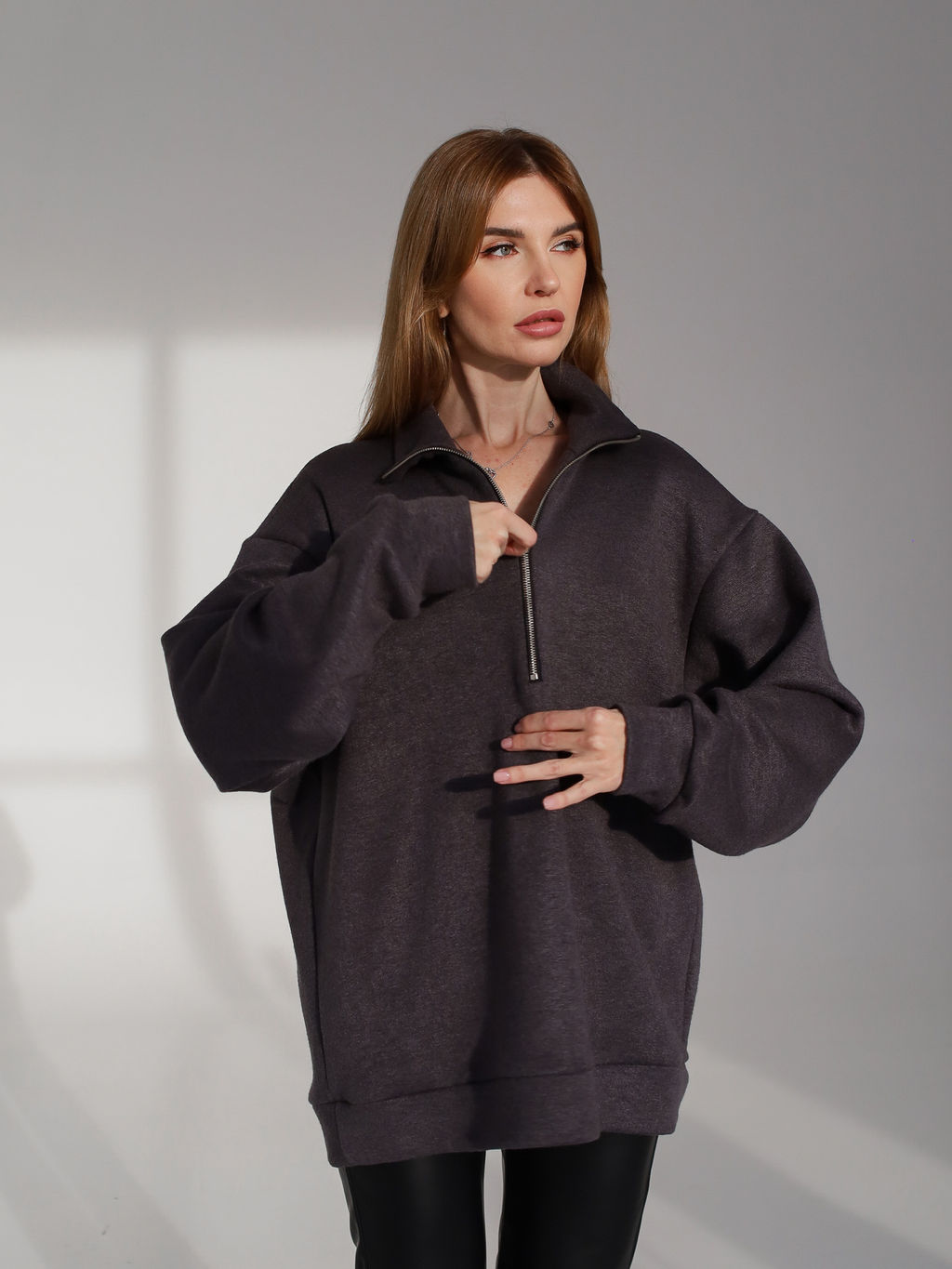 Джемпер трикотажный женский, графит - Inzibe фото 4