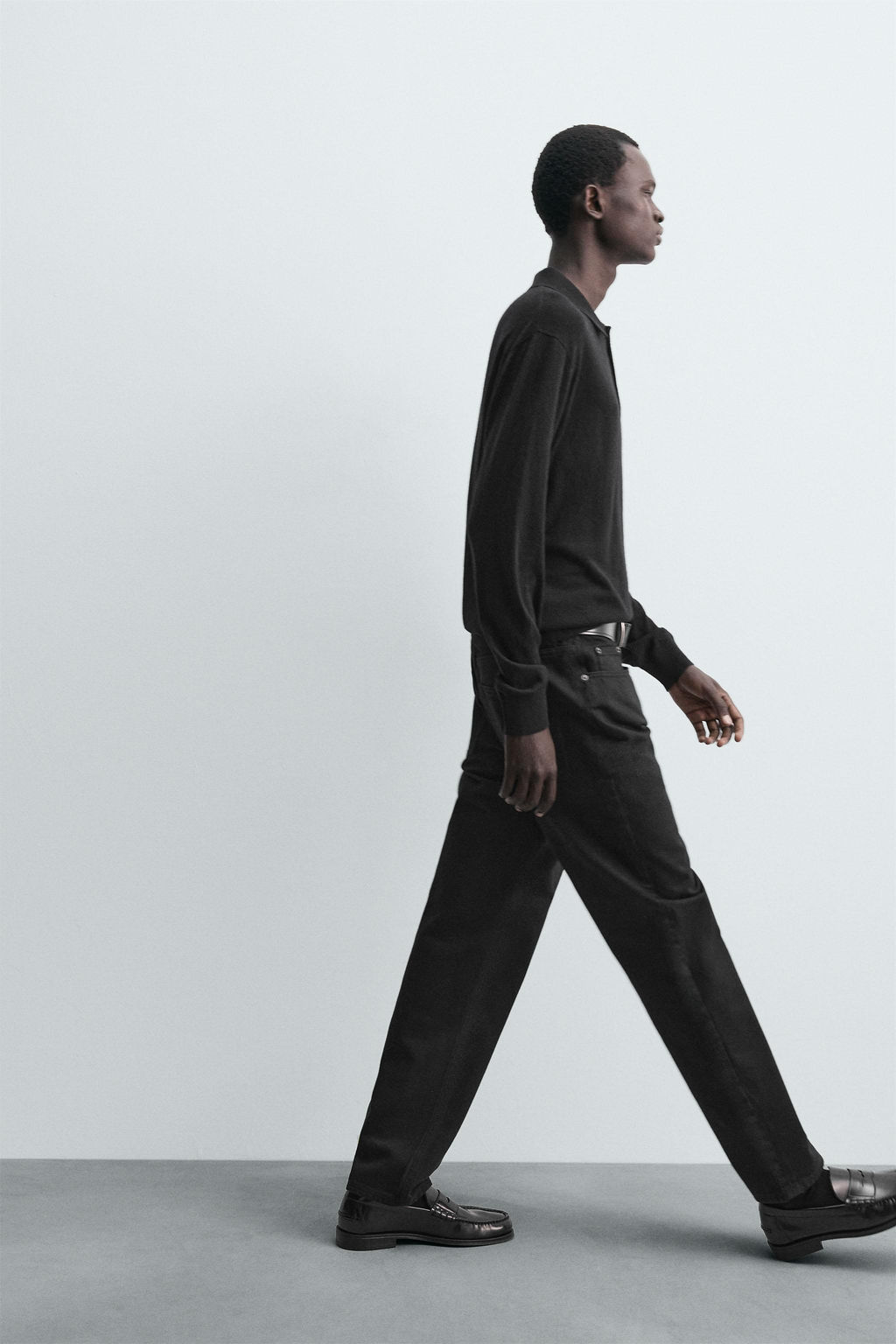 STRAIGHT ANKLE FIT JEANS