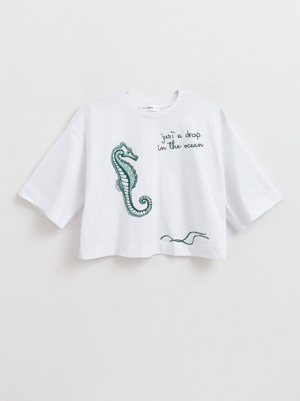 CONTE LD 2715 Укороченная футболка из хлопка с рисунком white-sea horse - Conte elegant фото 8