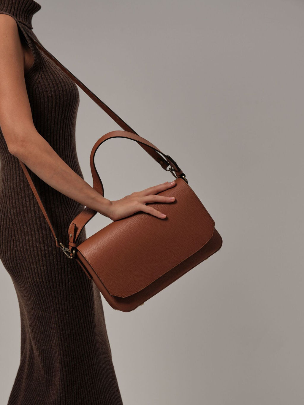 Сумка кожаная Deboro 30512 коричневый камень