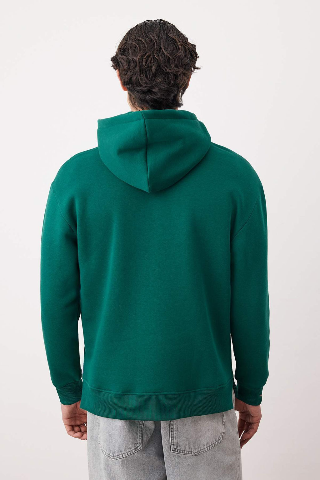 Zumrut Yesili Oversize/Genis Kesim Fermuarl? Kapusonlu Ici Polarl? Basic Sweatshirt TMNAW25SW00050