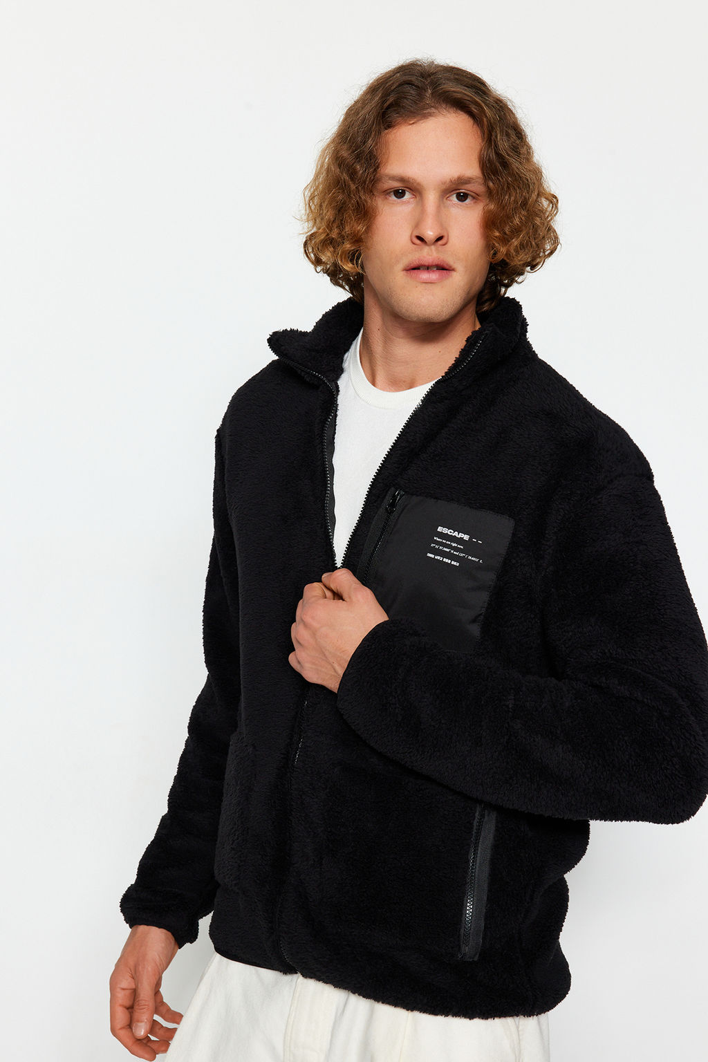 Siyah Unisex Regular/Normal Kesim Dik Yaka Fermuarl? Pelus H?rka-Sweatshirt TMNAW24SW00089