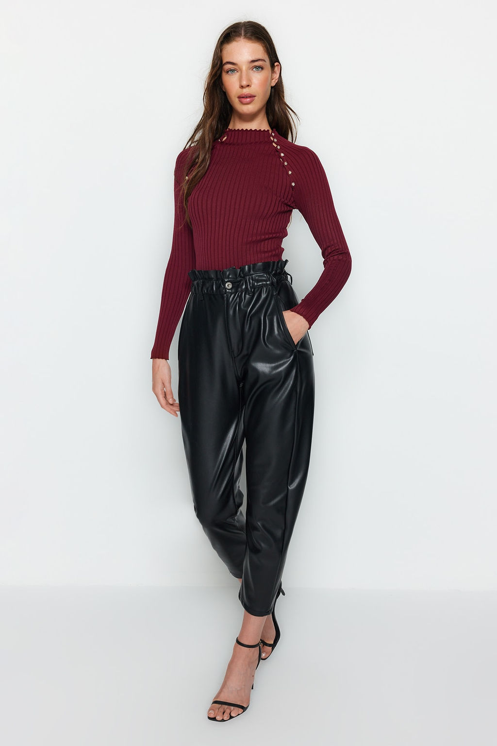 Bordo Pencere/Cut Out Aksesuar Detayl? Triko Kazak TWOAW24KZ00225 - Trendyolmilla фото 3