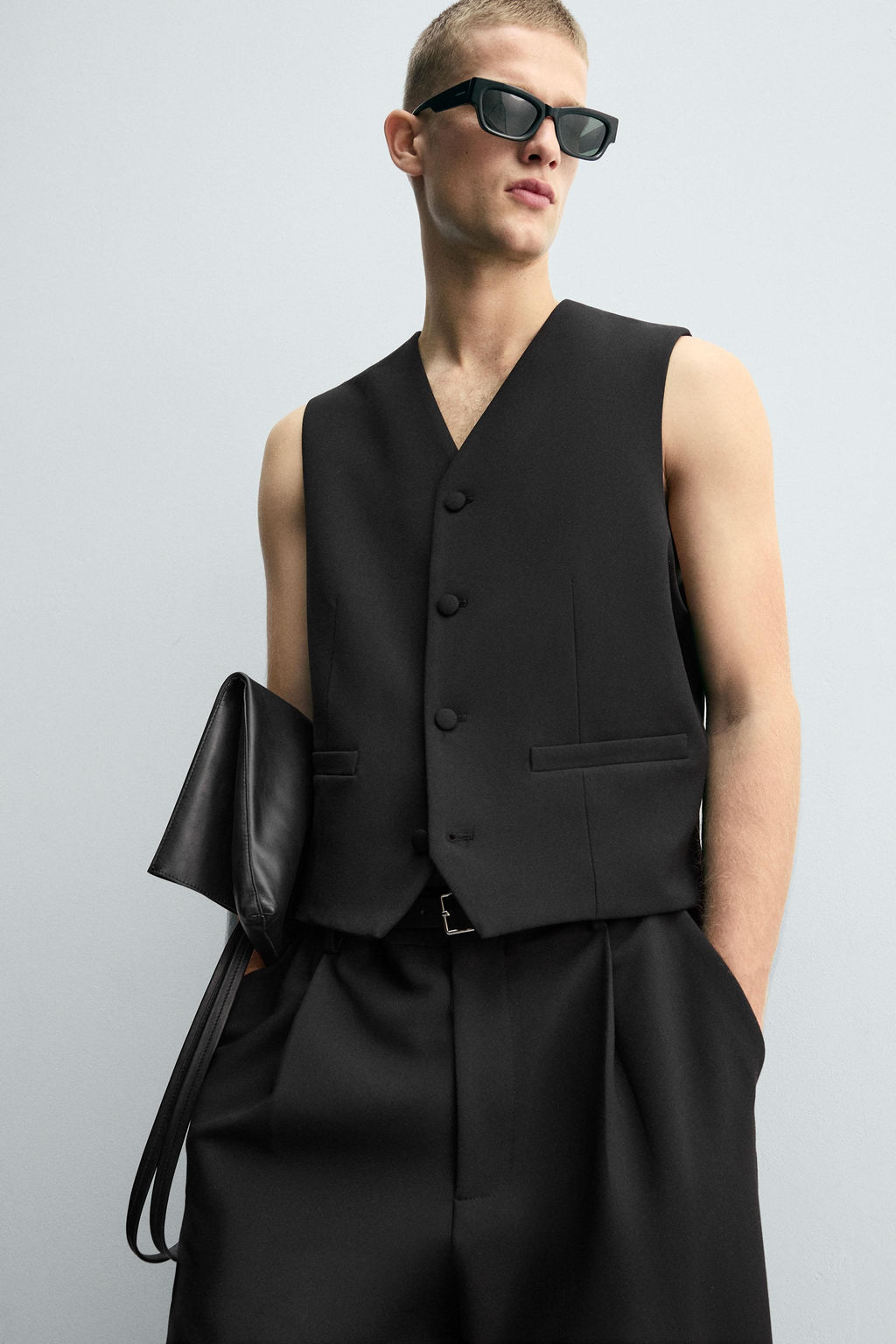 TEXTURED WAISTCOAT WITH POCKETS - Zara фото 5