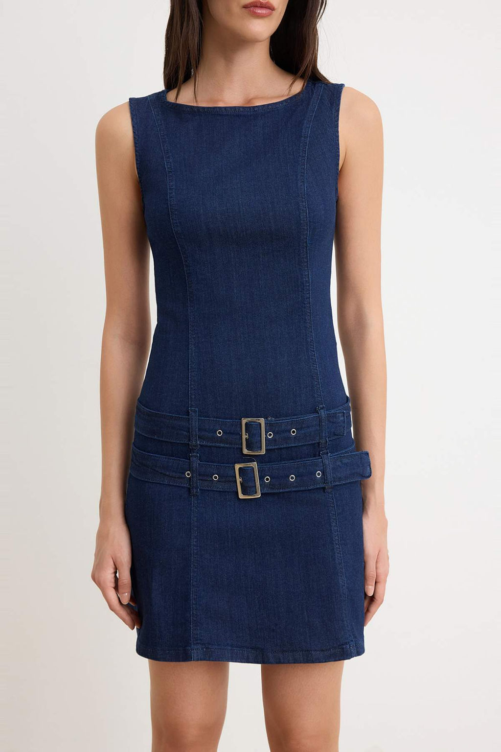 Koyu Mavi Mini Kemerli Denim Elbise TWOSS26EL00659 - Trendyolmilla фото 3