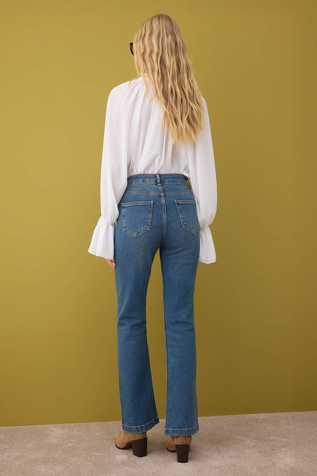 Antrasit Yuksek Bel Ispanyol Paca Flare Jeans TWOAW26JE00050 - Trendyolmilla фото 4