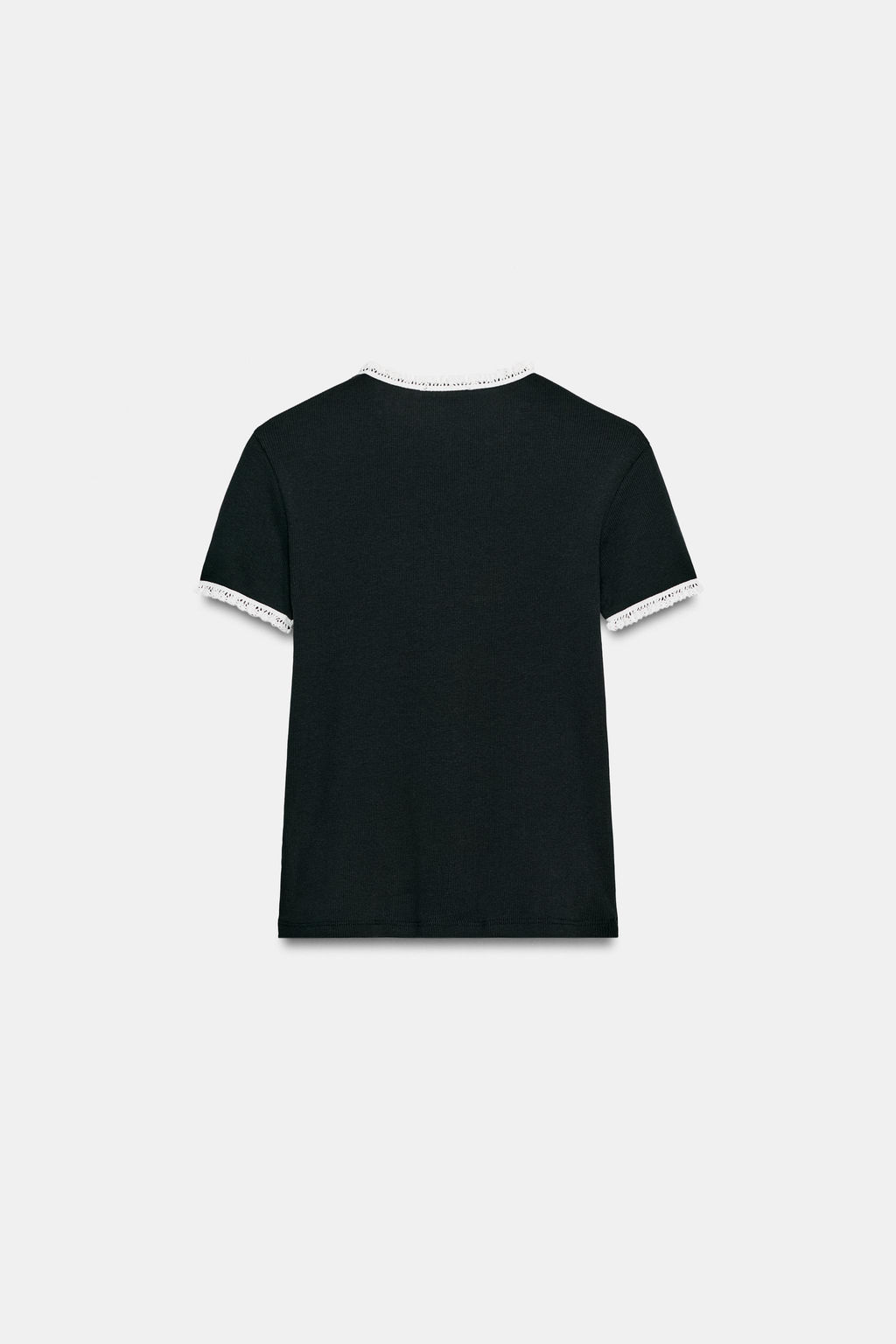 CAMISETA MANGA CORTA ENCAJE / Negro / Blanco