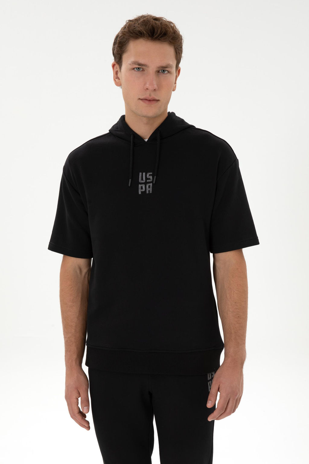 Erkek Comfort Fit Kap__onlu K_sa Kollu Siyah Sweatshirt