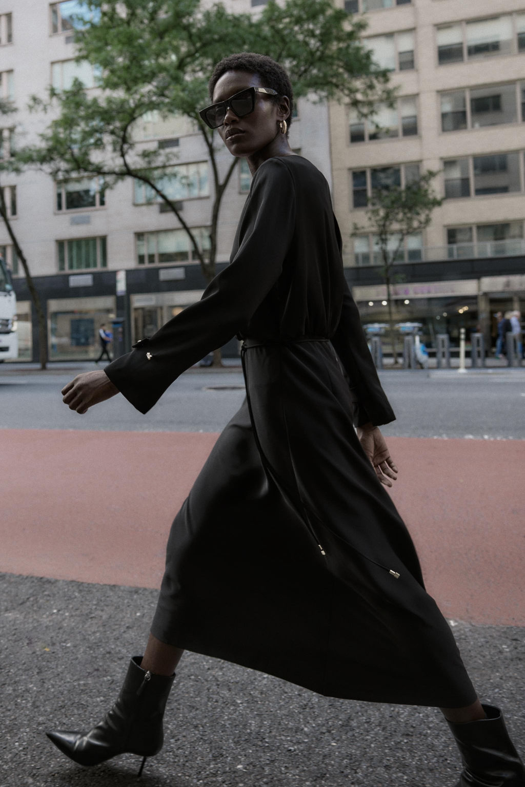 BELTED CREPE MIDI DRESS - Zara фото 2