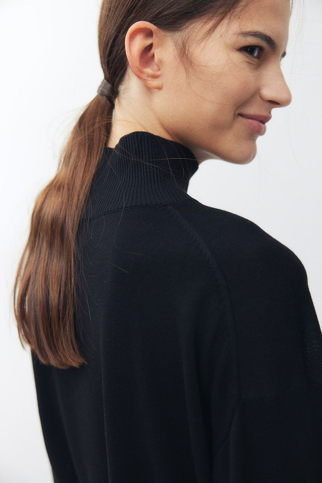 Jersey de punto fino con cuello perkins - H&m фото 4