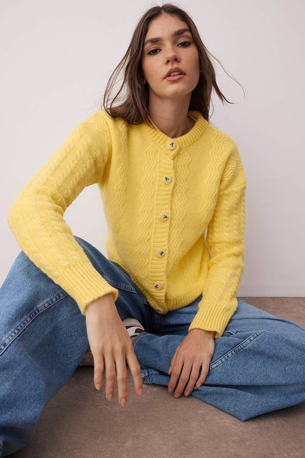 Sar? Yumusak Dokulu Dugme Detayl? Genis Kal?p Triko H?rka TWOAW26HI00153 - Trendyolmilla фото 2