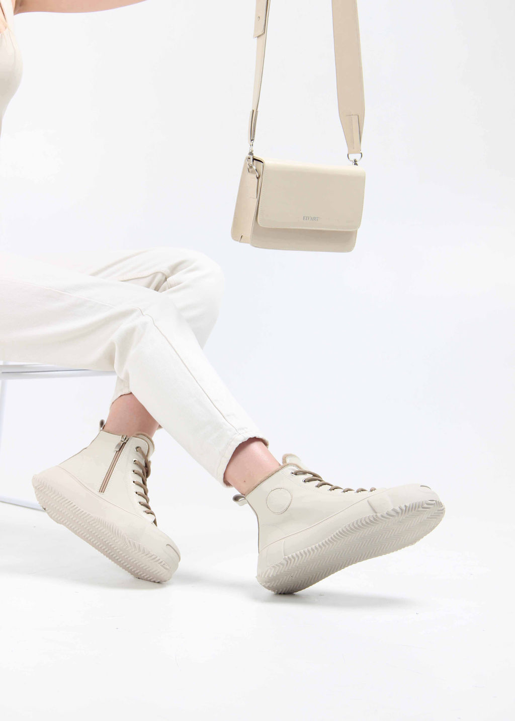 Ботинки 217.PODYUM151be. светло бежевый/Мех