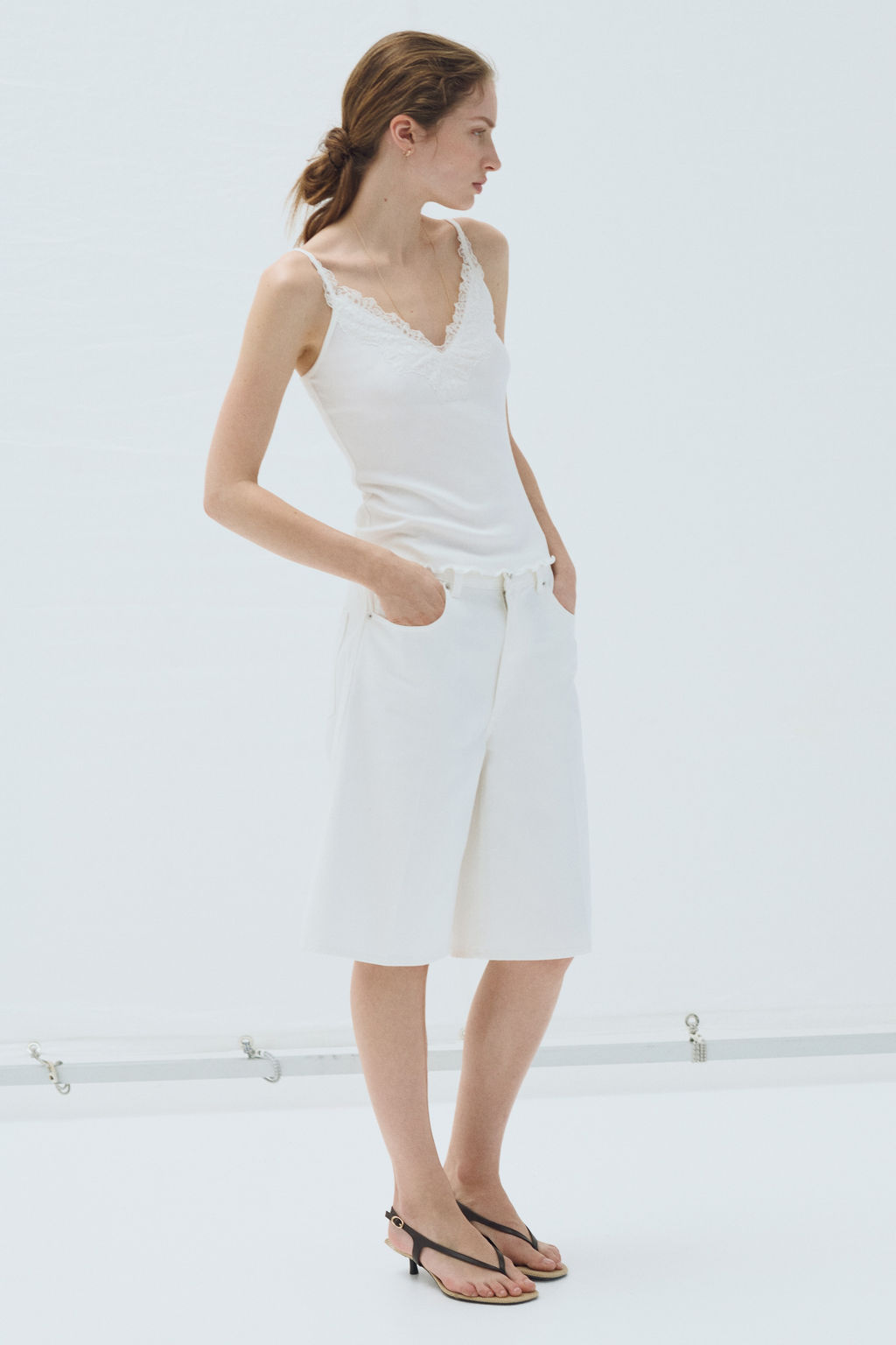 Top de tirantes finos con ribete de encaje - H&m фото 5