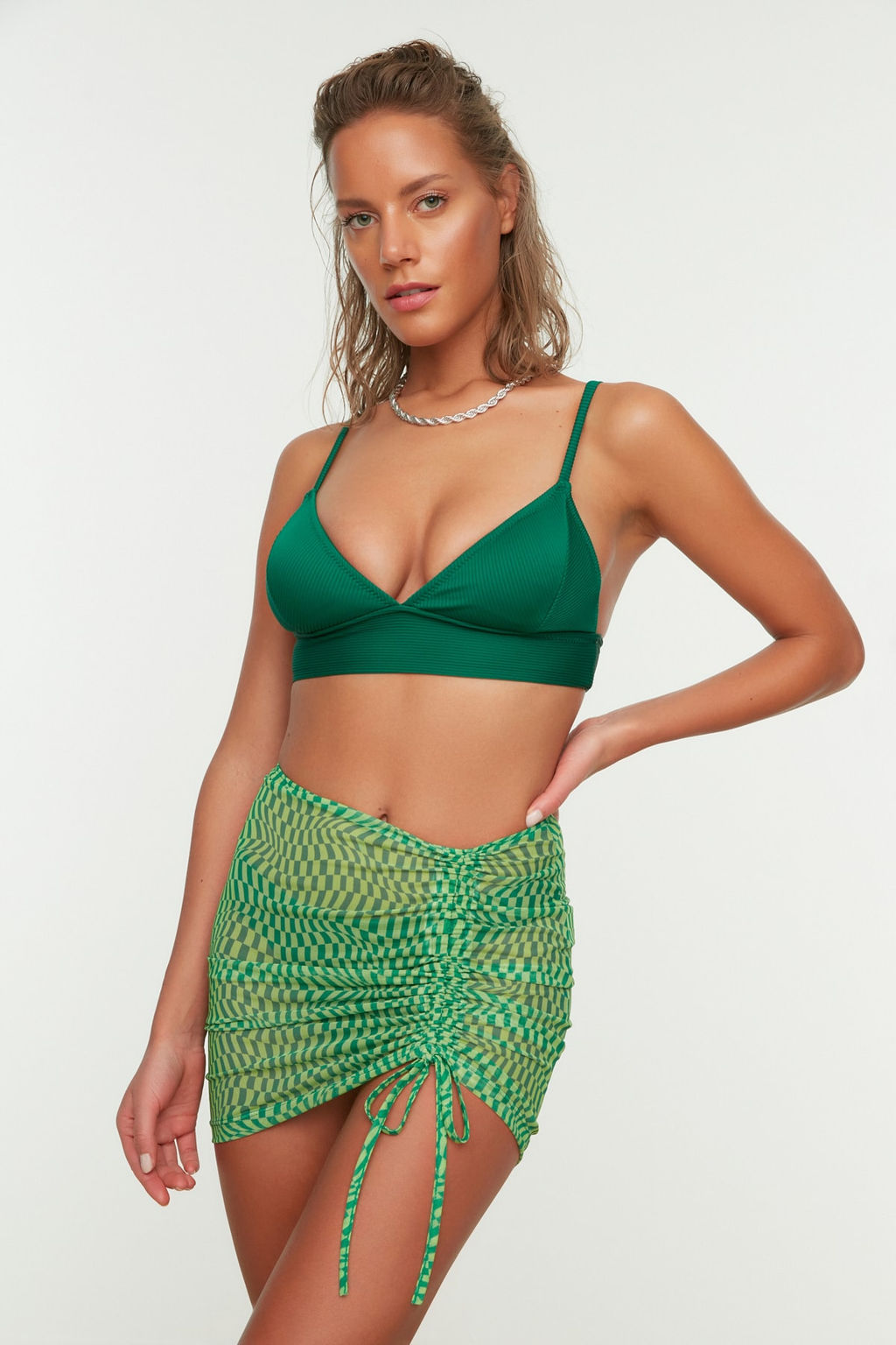 Yesil Geometrik Desenli Mini Orme Buzgulu Mesh Plaj Pareo TBESS22PR0001 - Trendyolmilla фото 4