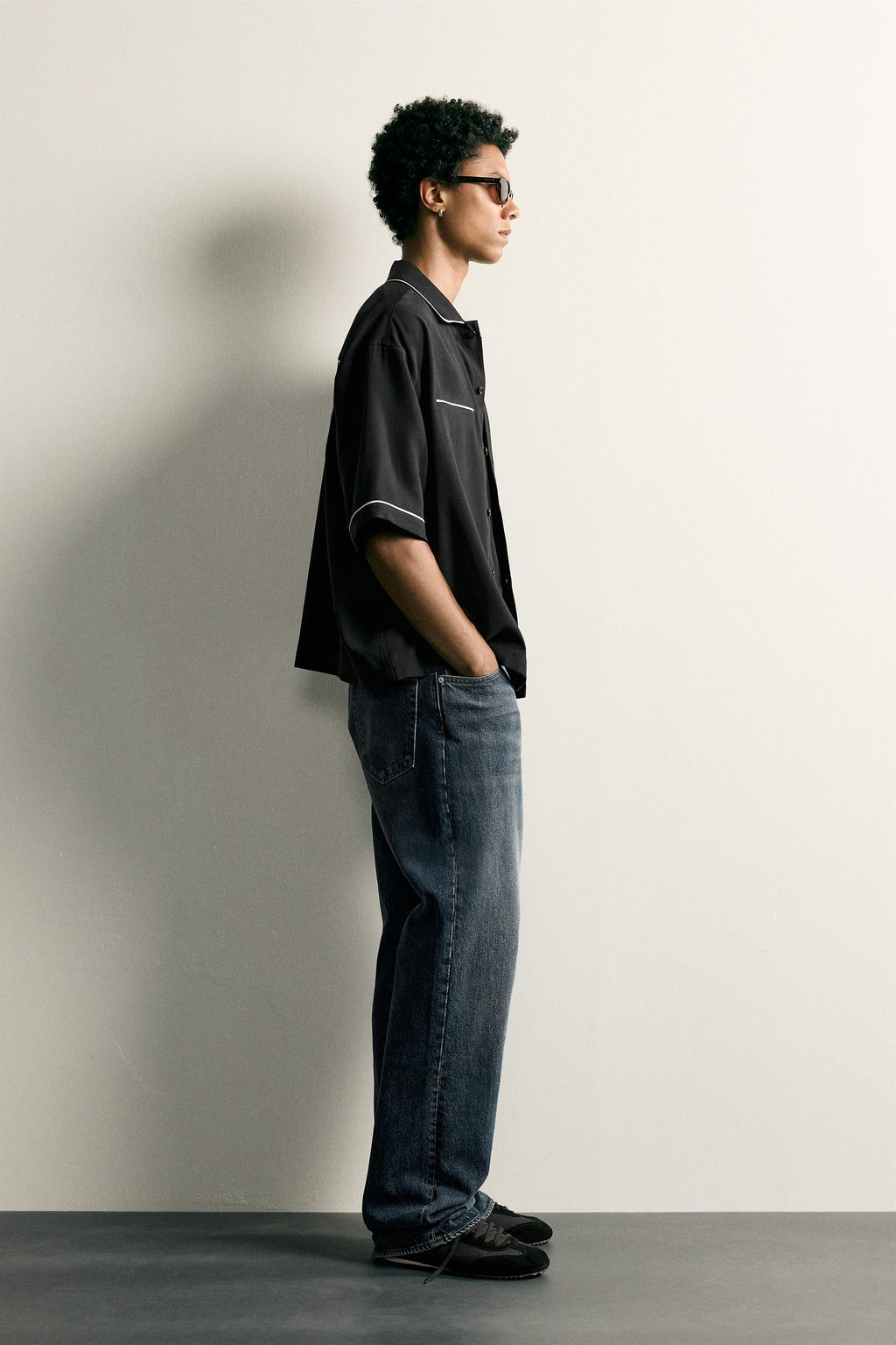 CAMISA RELAXED FIT BORDADO CONTRASTE / Negro - Zara фото 4